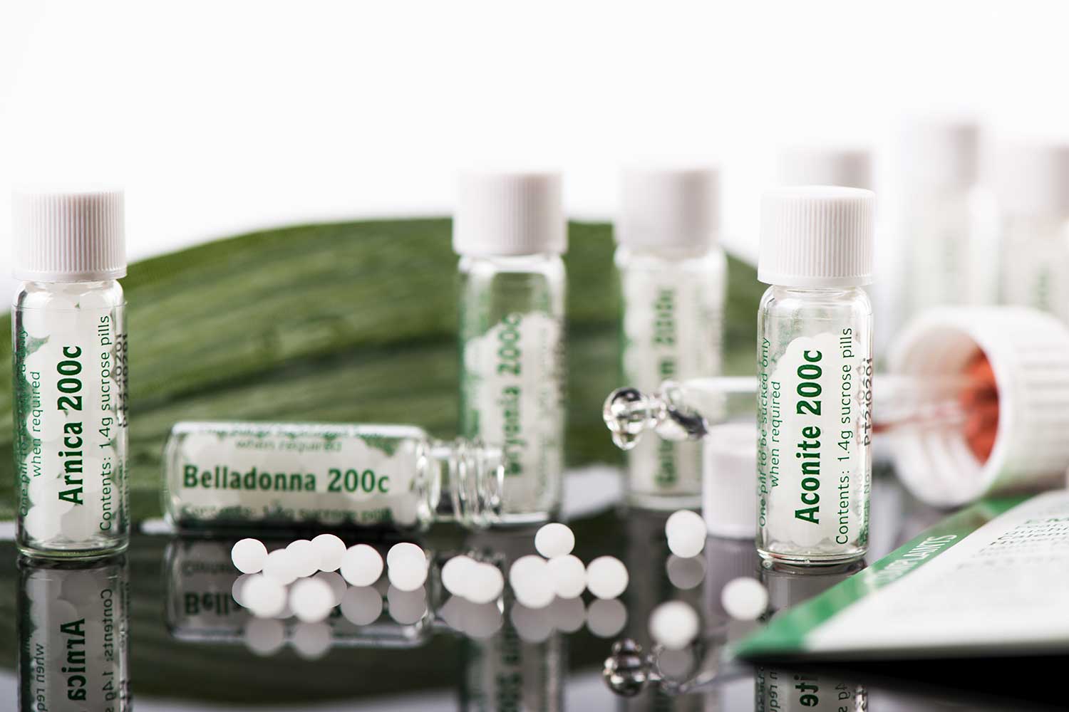 Frascos con remedios homeopáticos.