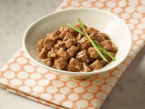 ¿Los gatos necesitan comida húmeda o es suficiente con comida seca para gatos?  - Dieta felina y tipos de comida para gatos